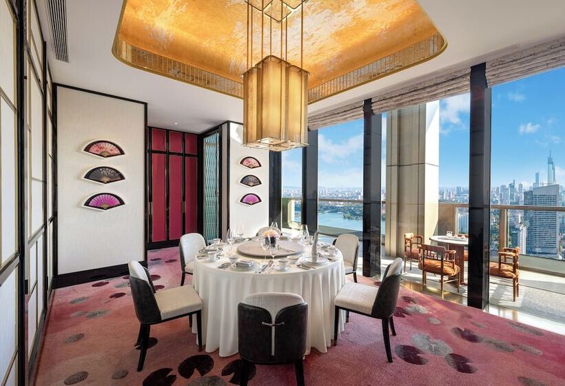 فندق Shangrila Nanjing