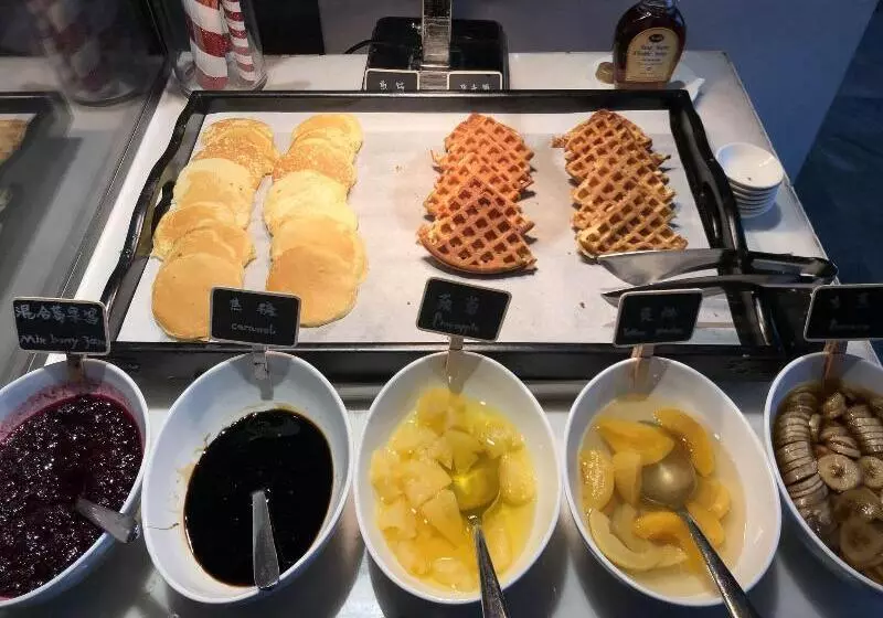 The Azure Qiantang, A Luxury Collection Hotel, Hangzhou