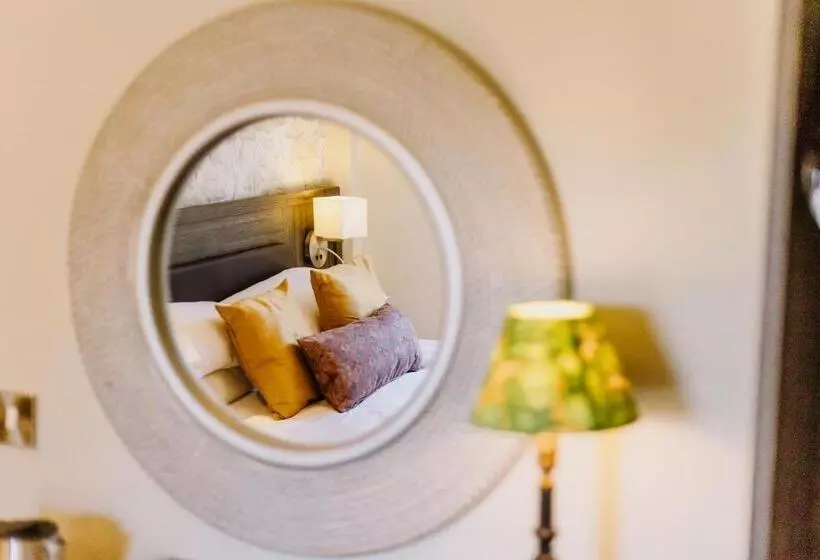 בית מלון כפרי The Bull