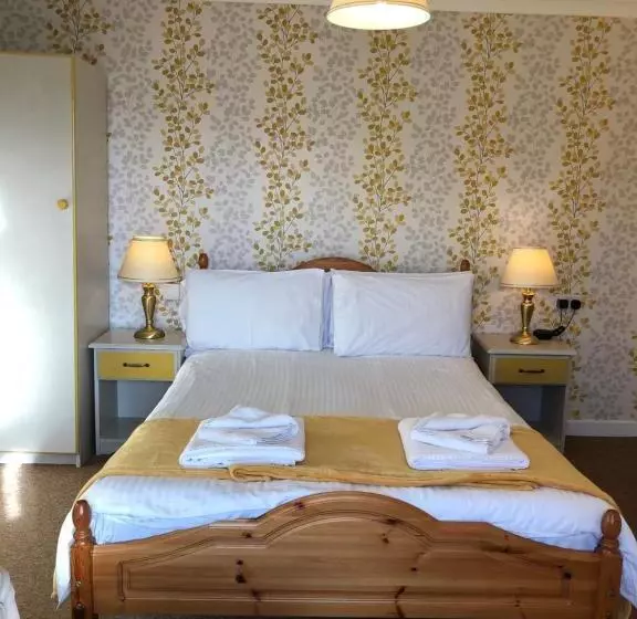 هتل The Purple Tree Guest House