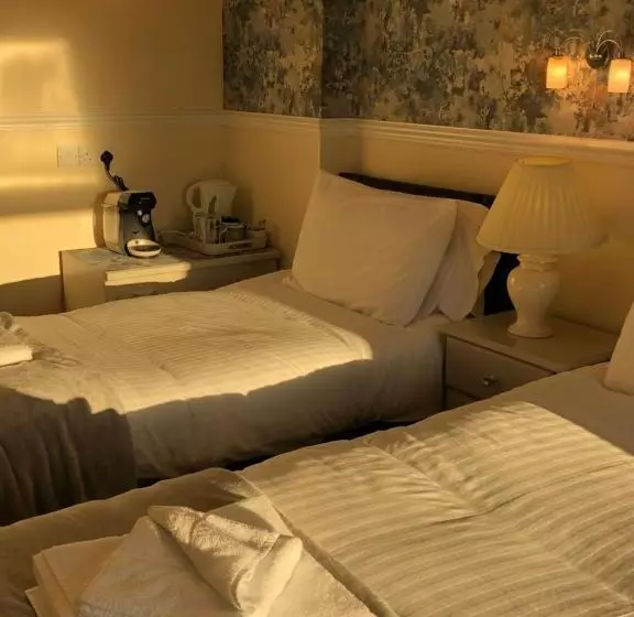 هتل The Purple Tree Guest House