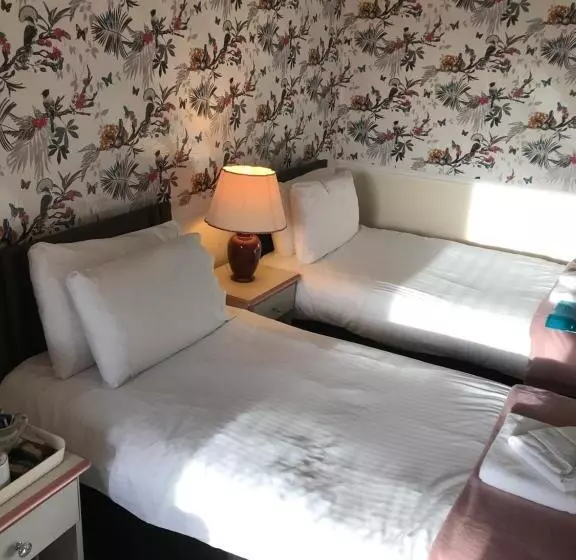 هتل The Purple Tree Guest House