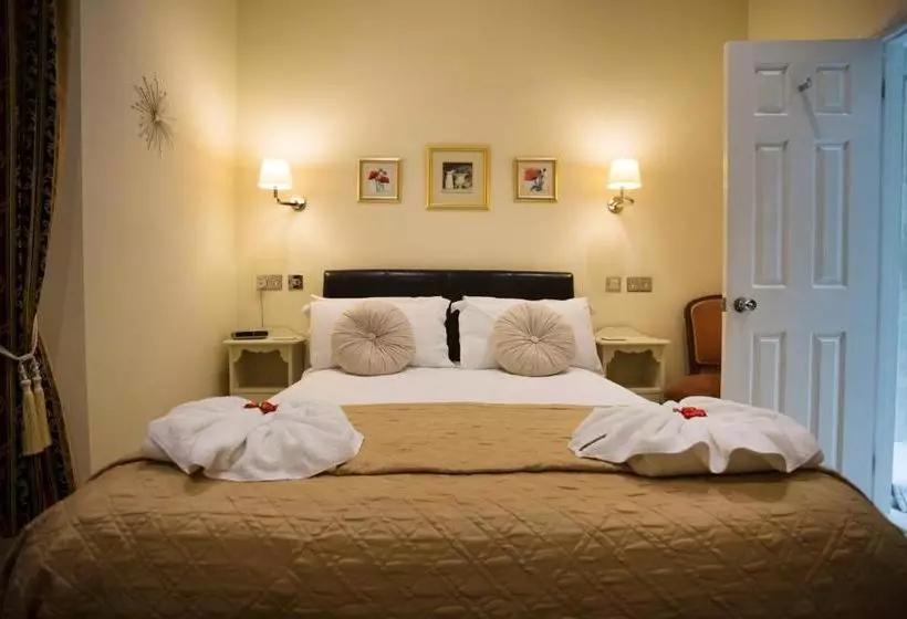 فندق The Southbourne Villa