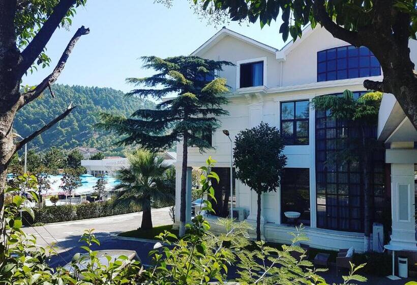 酒店 Univers Resort