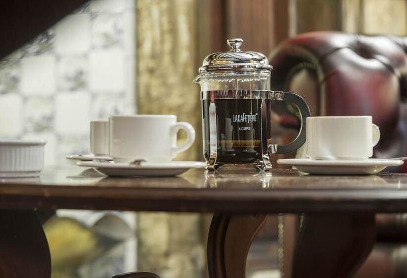 膳宿费 Bagdale Hall