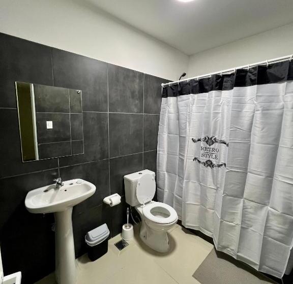 Black Star Art Hostel