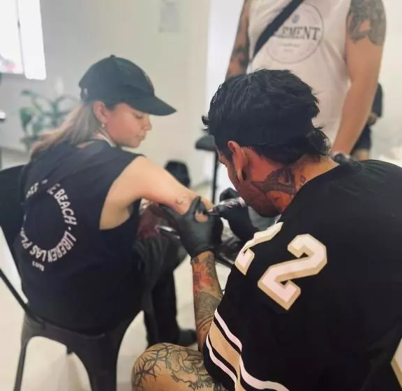 Black Star Art Hostel