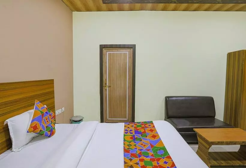Fabhotel Yatika Inn