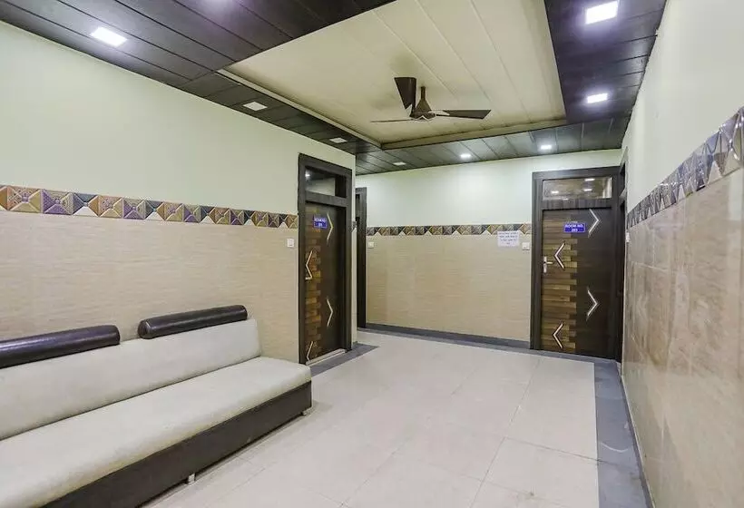 Fabhotel Yatika Inn