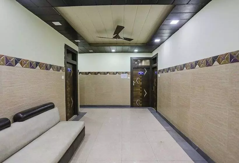 Fabhotel Yatika Inn