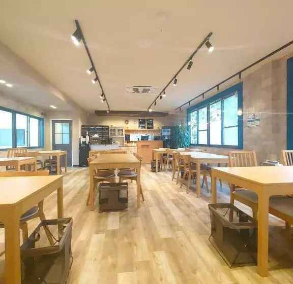 Hotelli Cate No Mori  Vacation Stay 52818v