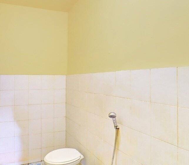 בית מלון כפרי Oyo 91724 Penginapan Pondok Asri