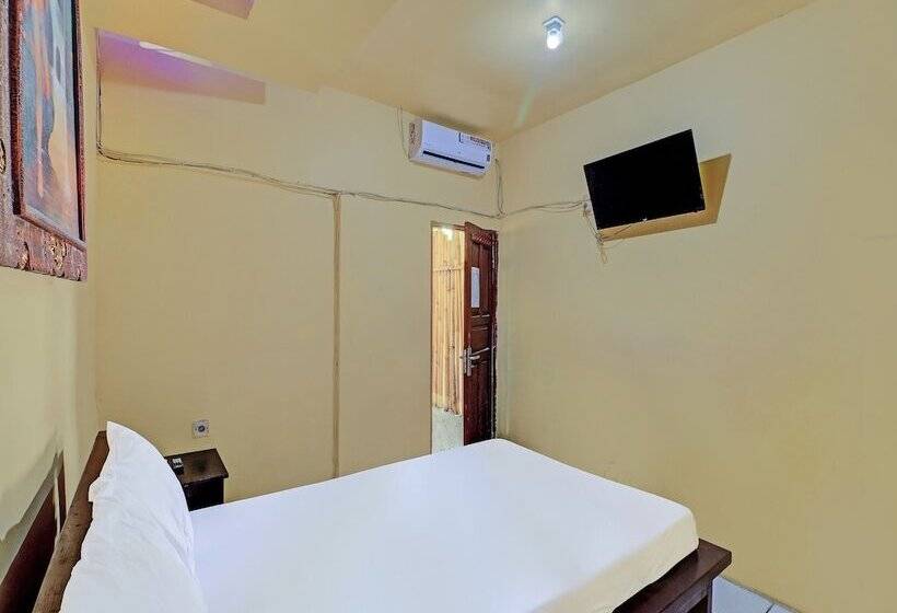 בית מלון כפרי Oyo 91724 Penginapan Pondok Asri