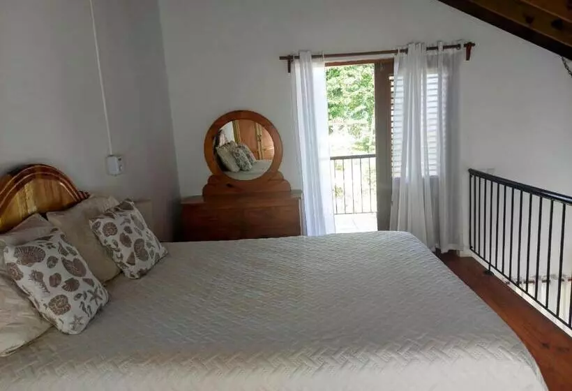 Arena Oceanview Hotel & La Terraza Restaurant