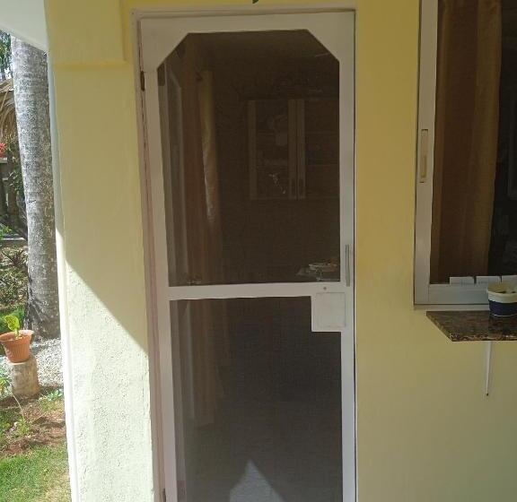 Arena Oceanview Hotel & La Terraza Restaurant