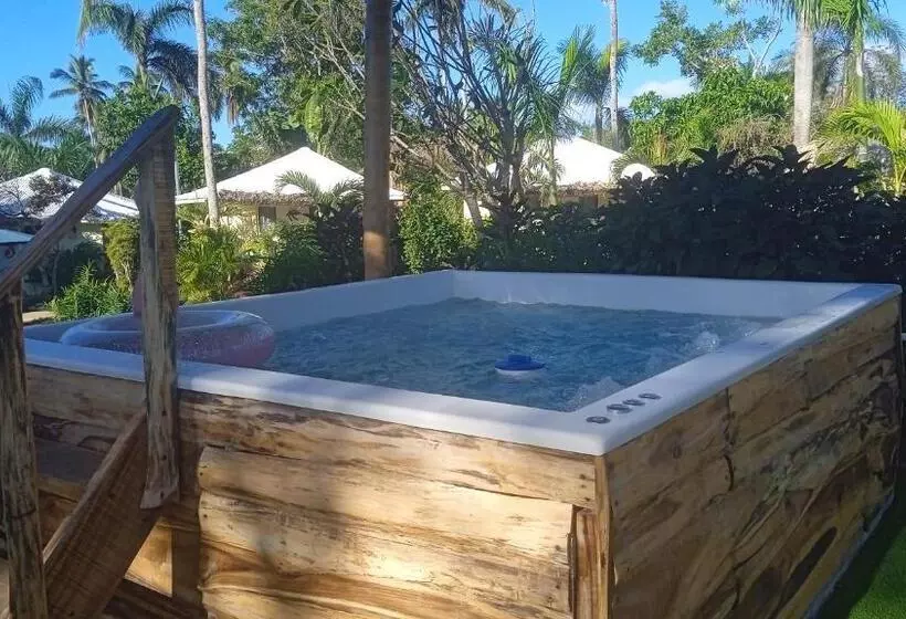 Arena Oceanview Hotel & La Terraza Restaurant