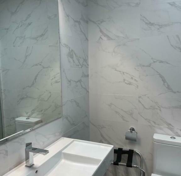 Отель Aureo Alojamiento Urbano