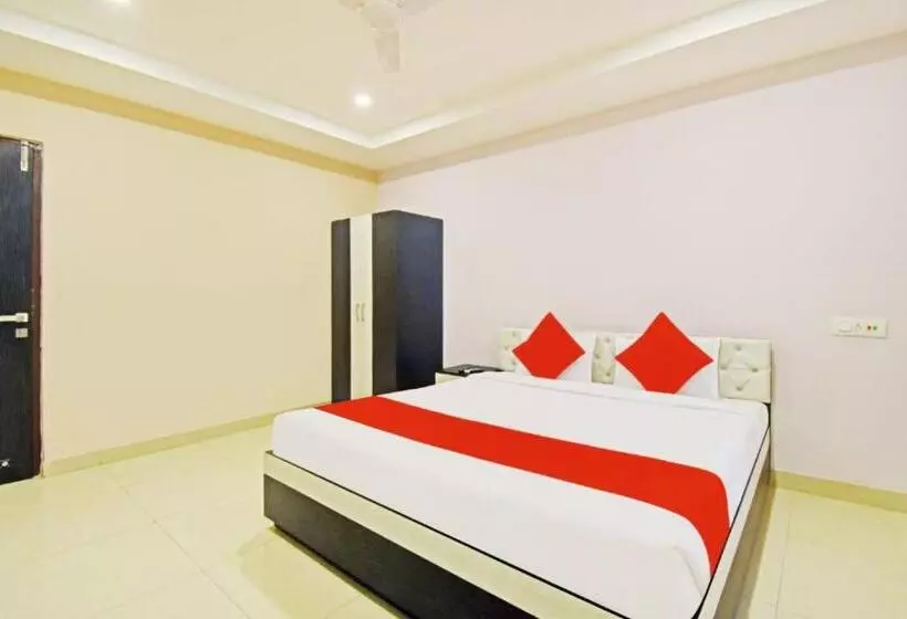 Hotelli Goroomgo Royal Galaxy Newtown Kolkata