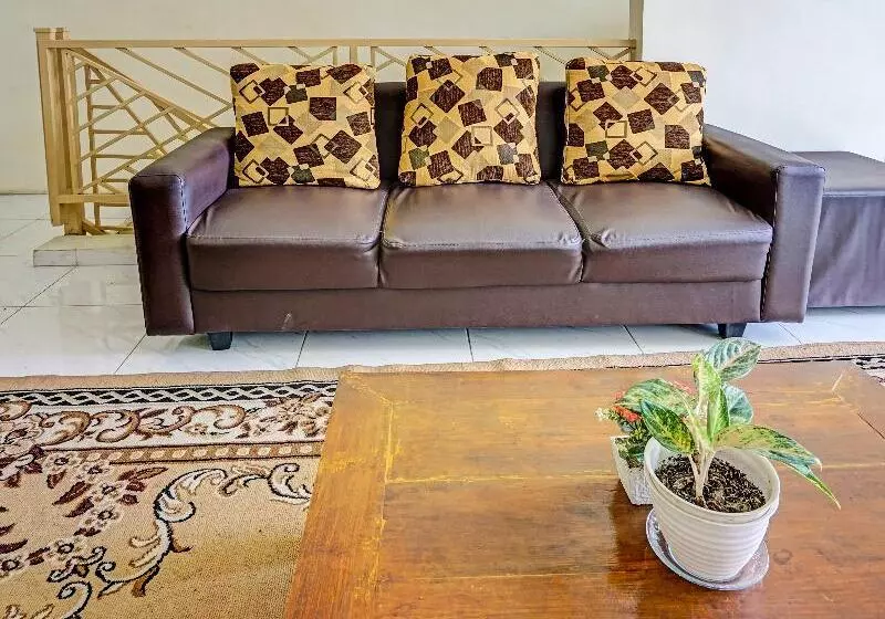 ホテル Oyo 91707 Jannah Homestay
