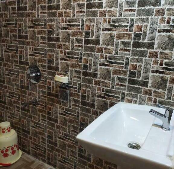 בית מלון כפרי Village Camp Resort By Wb Inn