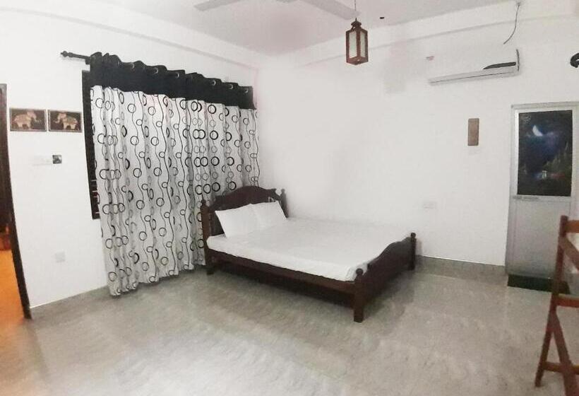پانسیون Eththota Walawwa Bungalow   Private Rooms With Attached Bathrooms   Ac Or Non Ac