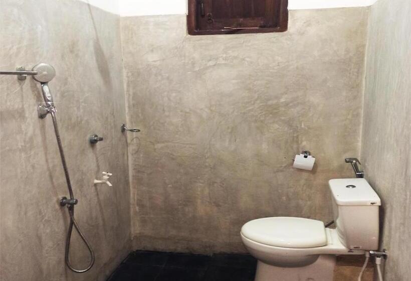 پانسیون Eththota Walawwa Bungalow   Private Rooms With Attached Bathrooms   Ac Or Non Ac