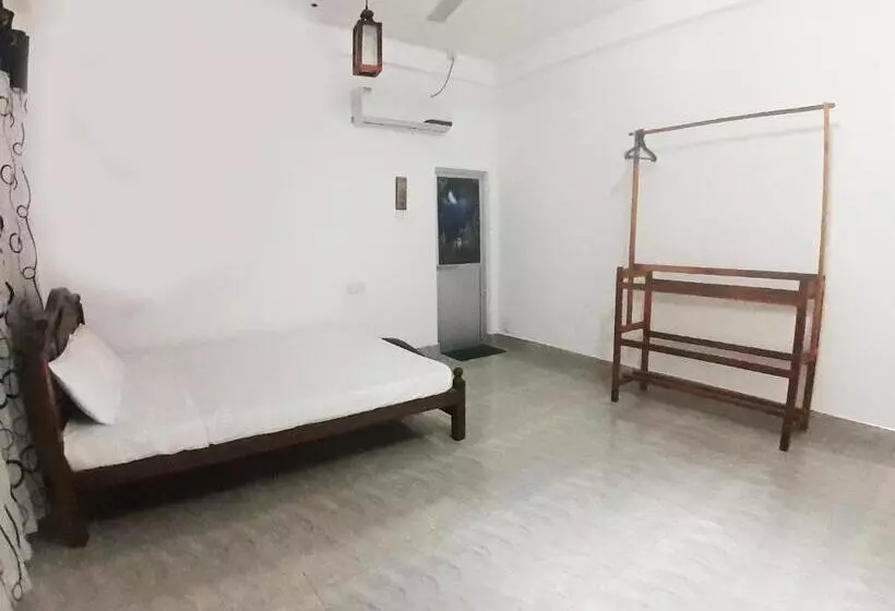 Majatalo Eththota Walawwa Bungalow Private Rooms With Attached Bathrooms Ac Or Non Ac