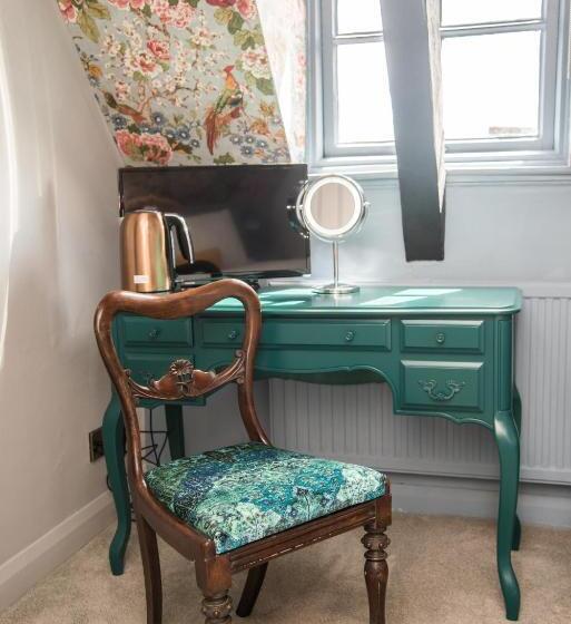 فندق صغير The Crown