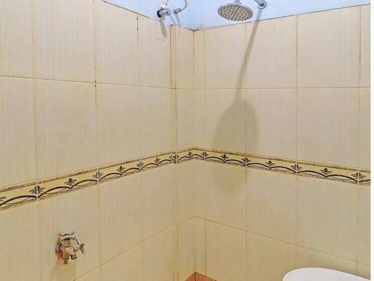 בית מלון כפרי Oyo 91678 Citarum Guest House