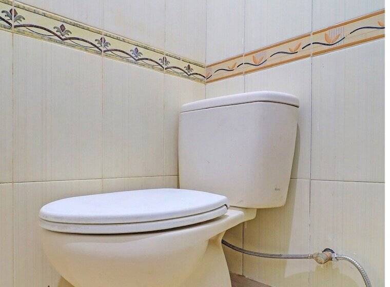 בית מלון כפרי Oyo 91678 Citarum Guest House