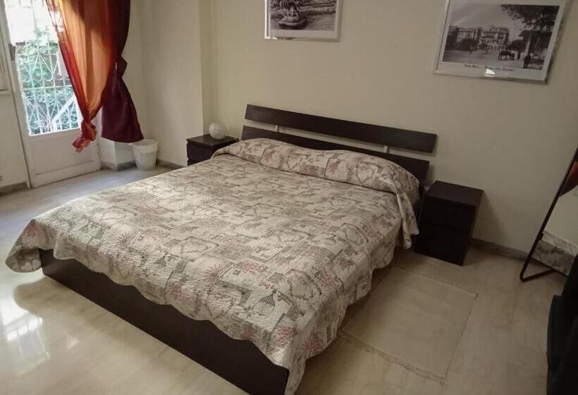 پانسیون Cristina Room