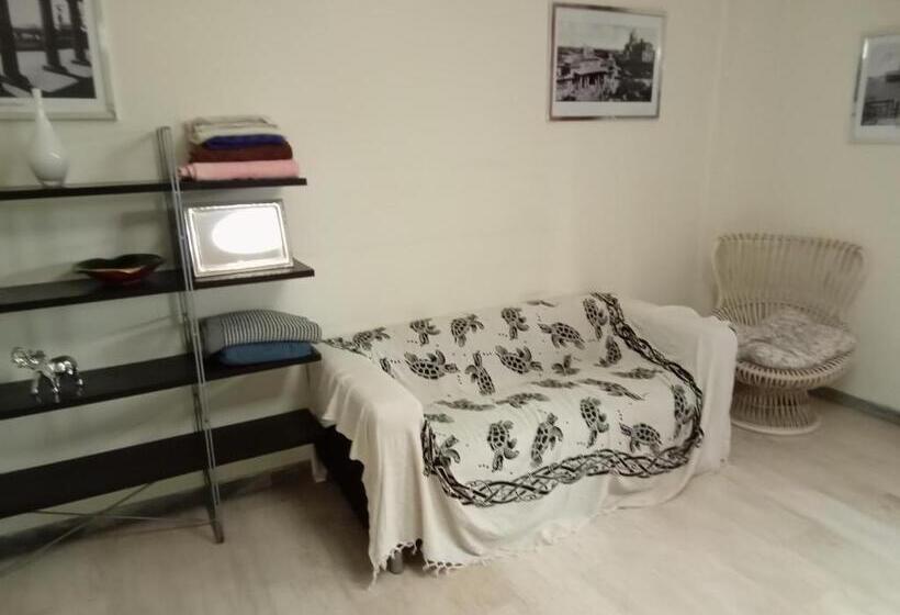 پانسیون Cristina Room