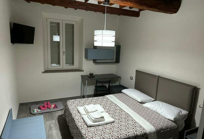 بنسيون Locazione Turistica Rania