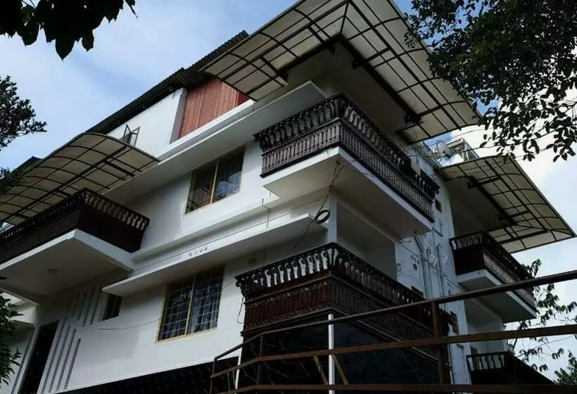 هاستل 3r Residency Munnar