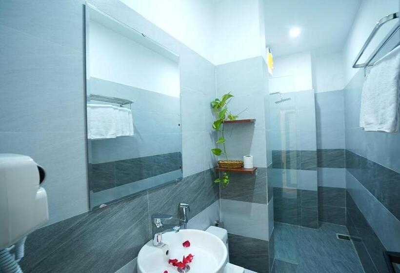 تختخواب و صبحانه Ngọc Bích Home Huế