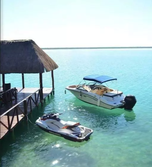 Hotelli Casa Ak’ab’al Bacalar
