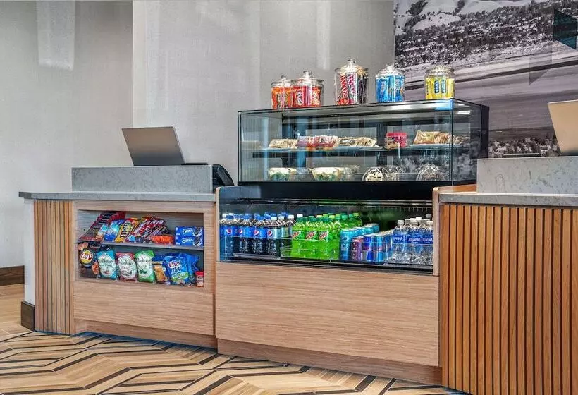 Hotelli Hyatt Place Newark Silicon Valley