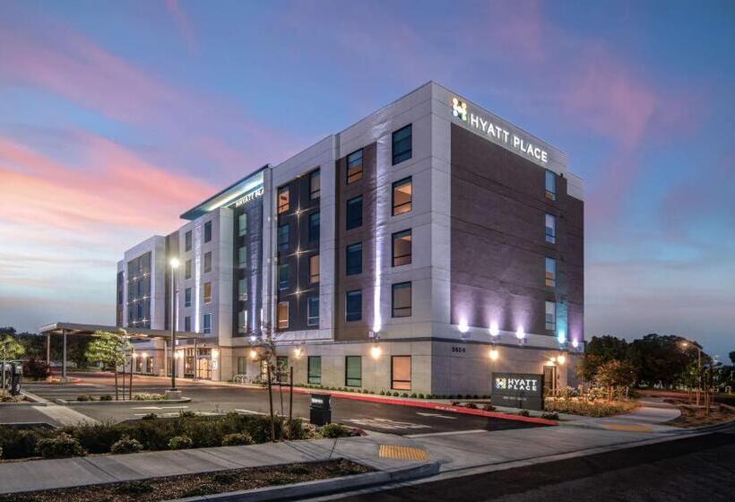 فندق Hyatt Place Newark Silicon Valley