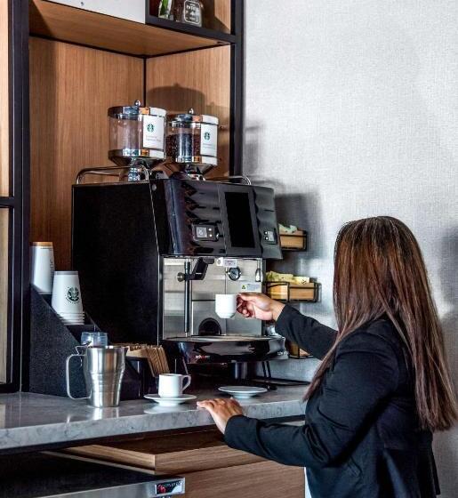 فندق Hyatt Place Newark Silicon Valley