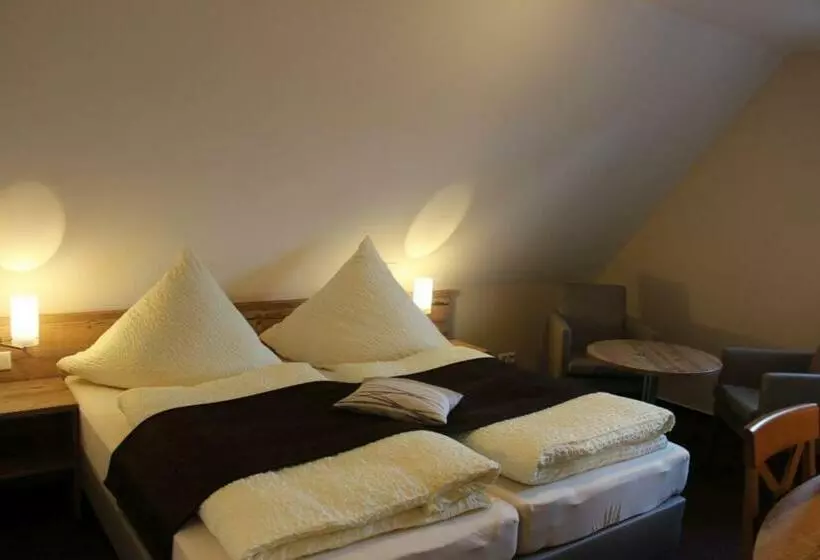 Aamiaismajoitus (B&B) Gasthof Klosterkeller