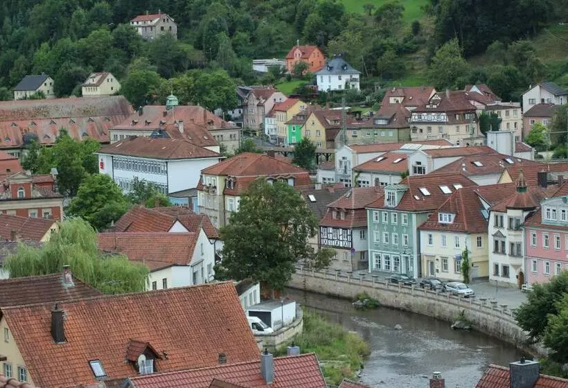 Aamiaismajoitus (B&B) Gasthof Klosterkeller