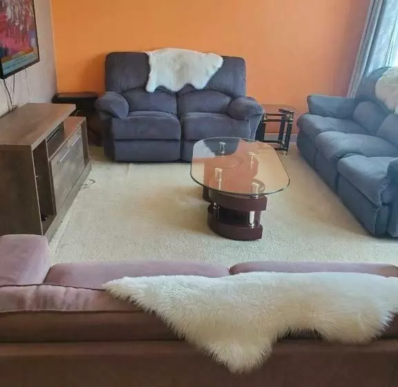 تختخواب و صبحانه Mamu S Residence Near Jkia