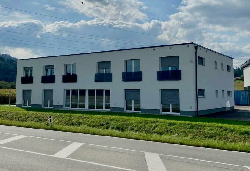 住宿加早餐  To Be