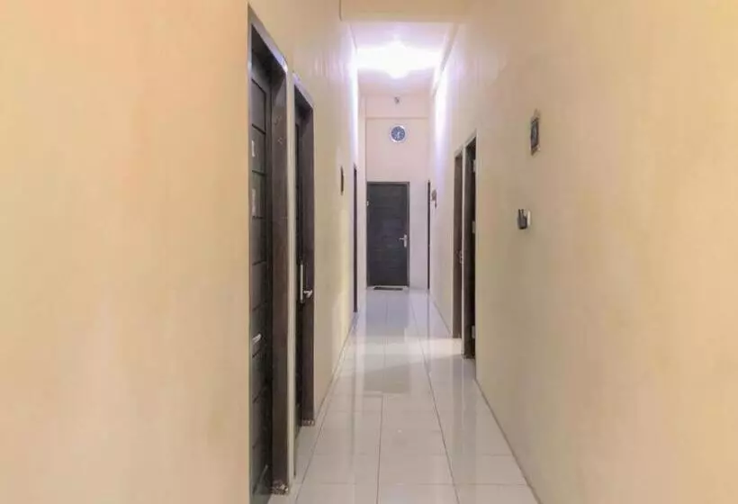 ホテル Lido 88 Sorong Mitra Reddoorz