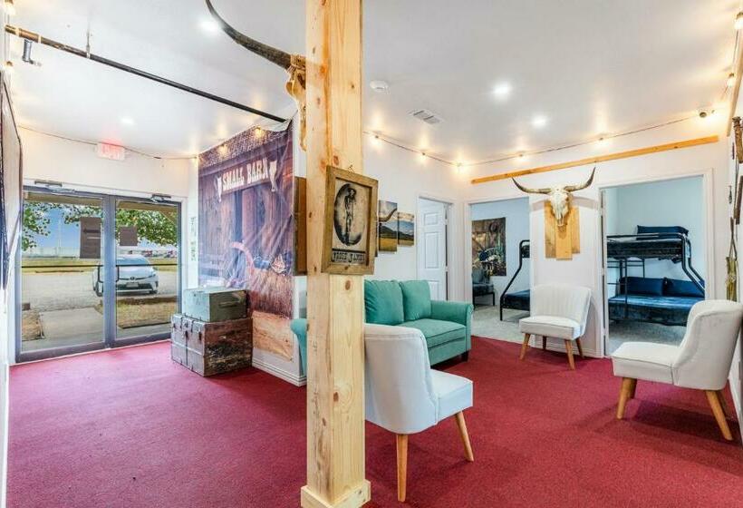 فندق صغير Old Texas Bunkhouse