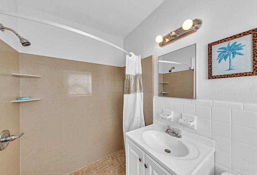 فندق The Caroline