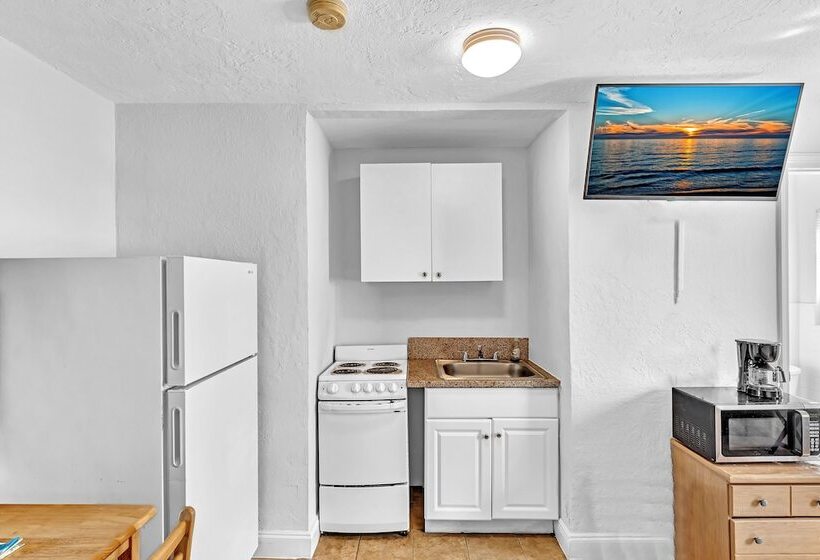 فندق The Caroline