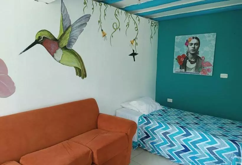ペンション Duck House Hostel / La Vega