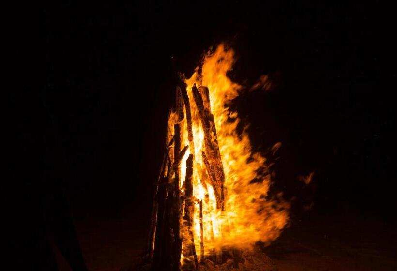 בית מלון כפרי Afriican Village Zanzibar