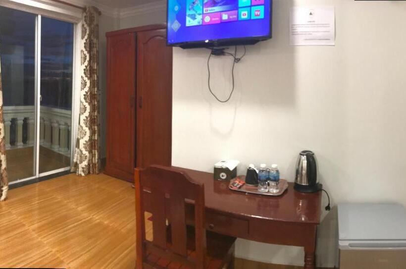 Pensió Lk Apartment &